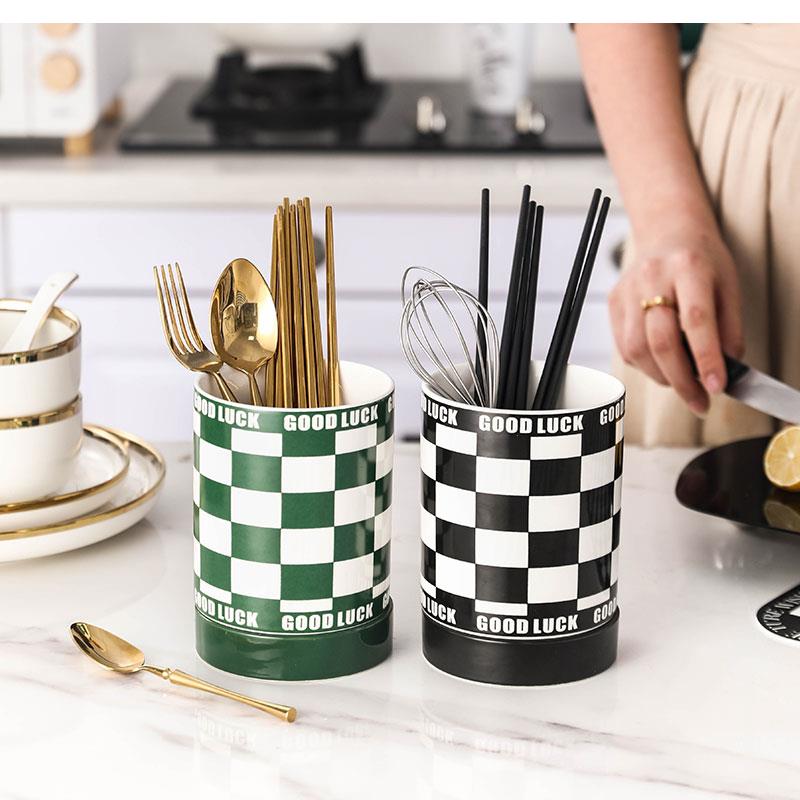 Chopstick Rest Ceramic - Organizador De Cocina Siyah ve Beyaz